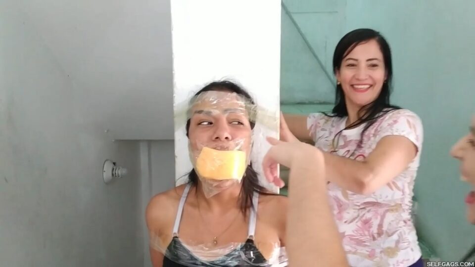 A WHOLE Car Wash Sponge For Maria’s Big Fat Mouth! — gallery-6