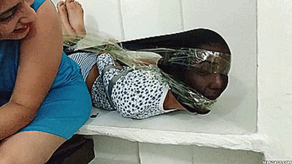 Adios, Little Miss Piggy: Big Step-Sister Is Gonna Get Laid Tonight! — gallery-2