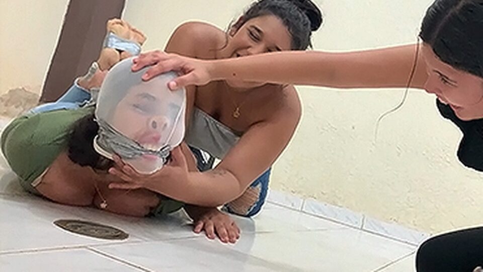 Alexa Turned Into Little Miss Piggy — gallery-3