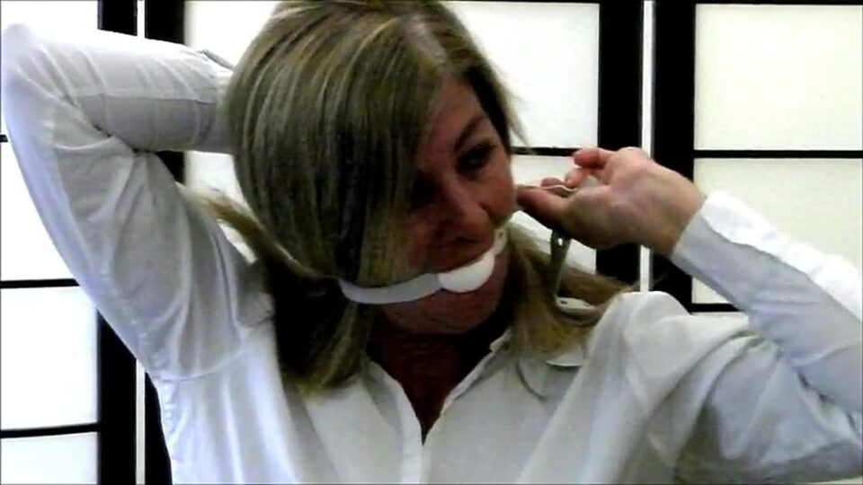 Bondage Gear Seller’s Gag Demonstration — gallery-2