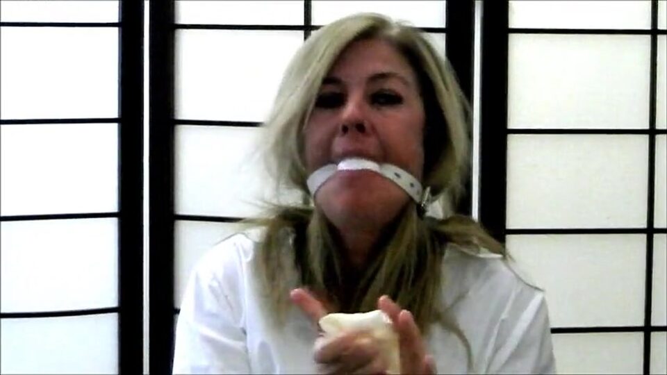 Bondage Gear Seller’s Gag Demonstration — gallery-8