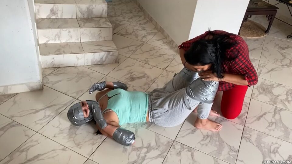 Cleaning Girl Used As A Bondage Footrest By Her Boss — gallery-4