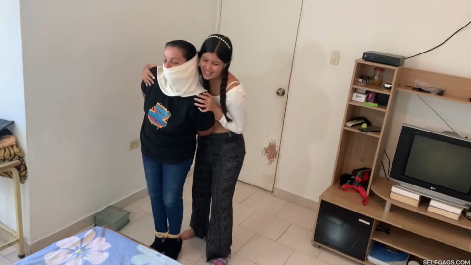 Exposing Her Stepsister’s Secret Bondage Play-Date With The Nanny! — gallery-3