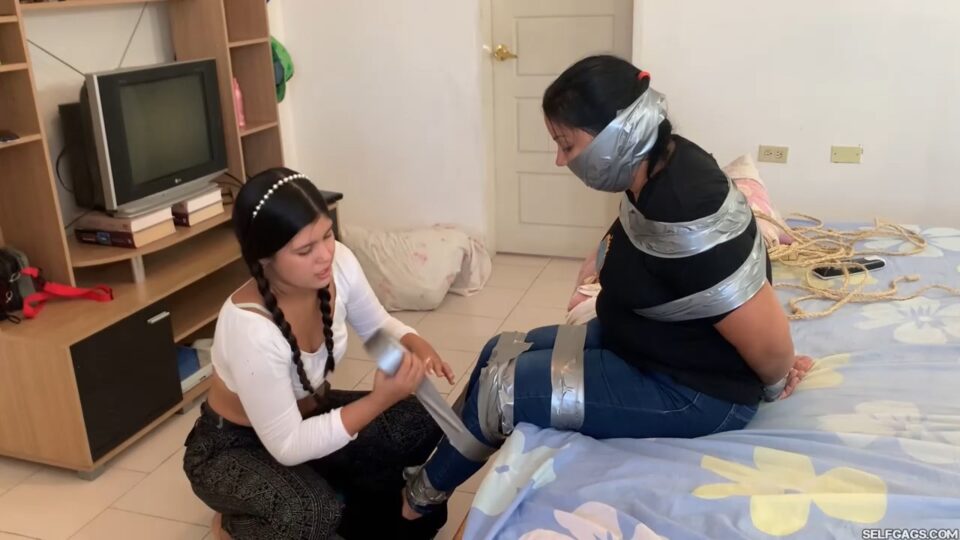 Exposing Her Stepsister’s Secret Bondage Play-Date With The Nanny! — gallery-5