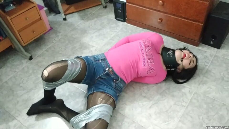 From Captive to Pet: Katherine’s Lesbian Bondage Taming Experience — gallery-4