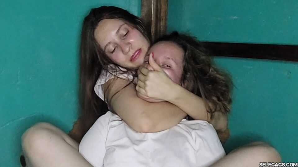 Sexy Roommate Handgag Session in South America (Part 2 of 2) — gallery-6