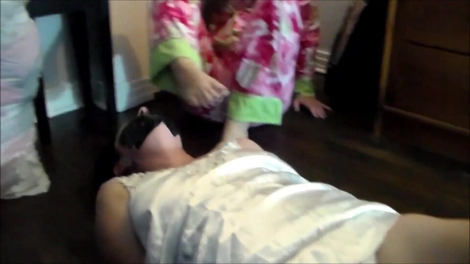Smell My Stinky Feet, Stepmom! — gallery-4