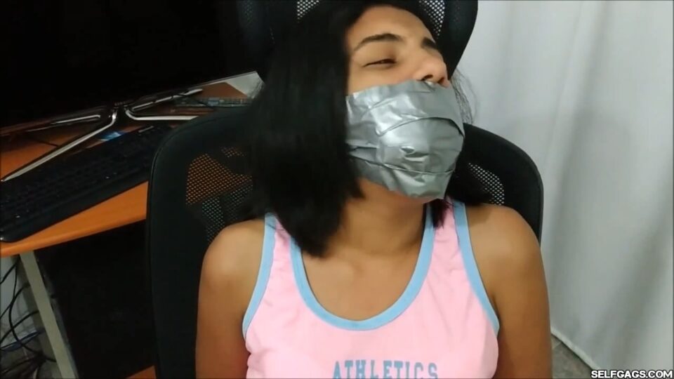 Step-Mom And Step-Dad Found Our Babysitter Hogtaped On The Table With A Stinky Shoe Tied To Her Face — gallery-4