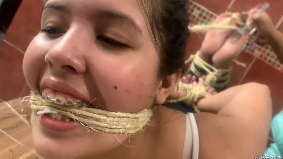 Stepmom, Please! PLEASE Tie Me Up Like The Girl From The Bondage Video! — gallery-5