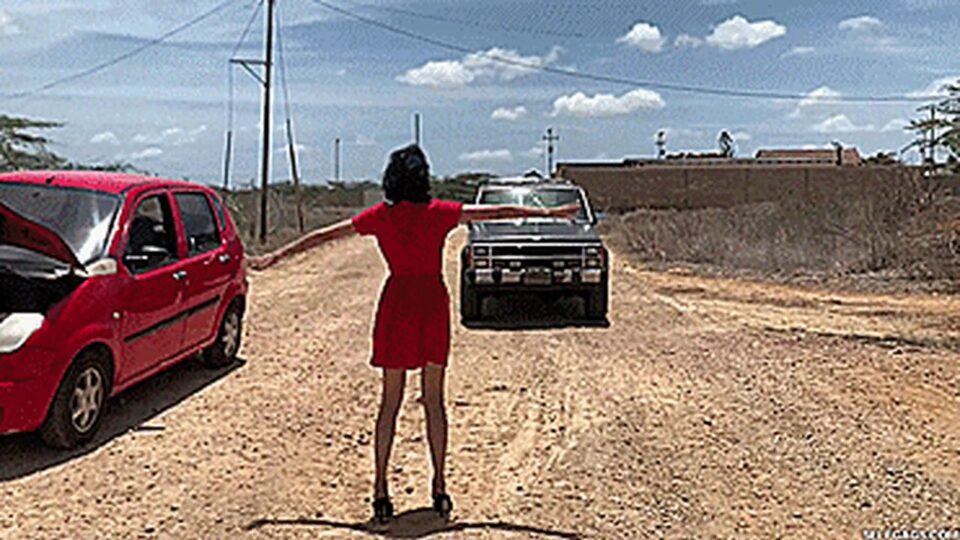 Stranded Girl Mummified To A Pole In An Abandoned House — gallery-2