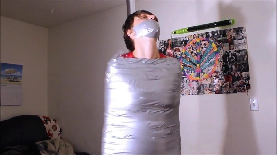 Stripper Mummified At Home — gallery-8