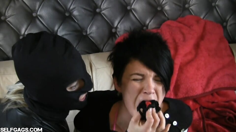The Catsuit Burglar Break-In! (Episode 1 of 2) — gallery-4