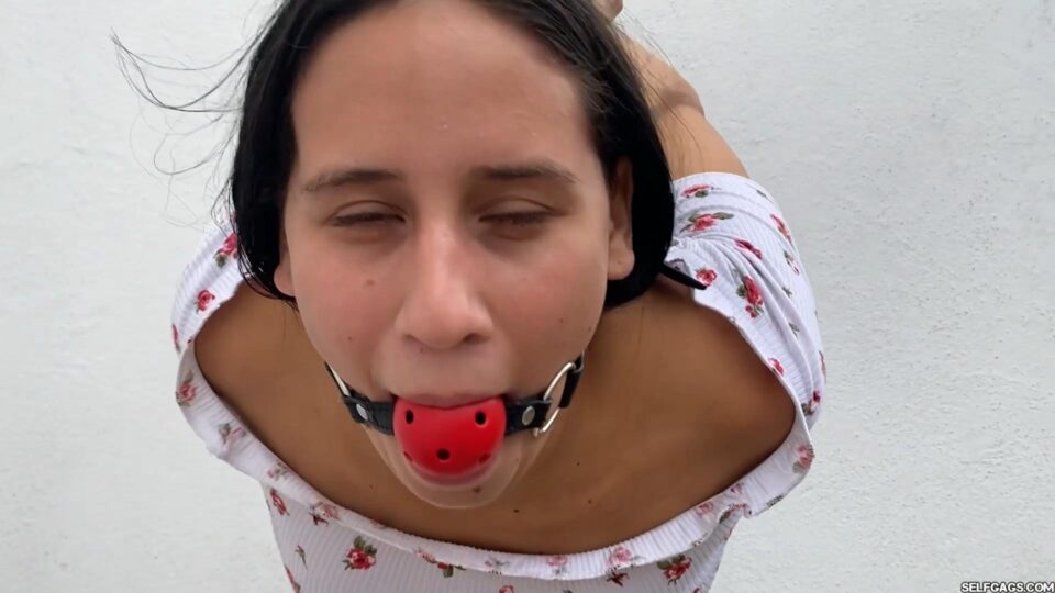 Tying Up The Cute-Ass Real Estate Girl — gallery-5