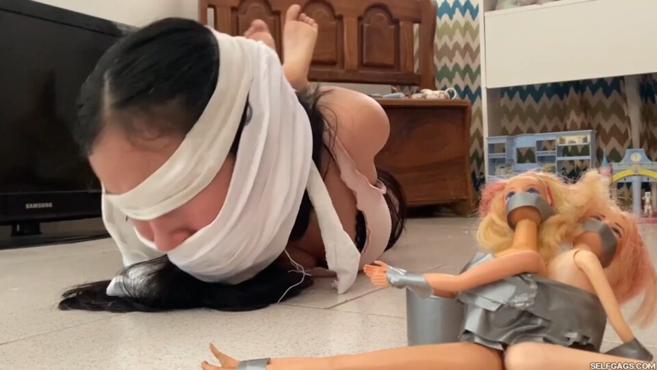 When Barbies Attack! — gallery-7