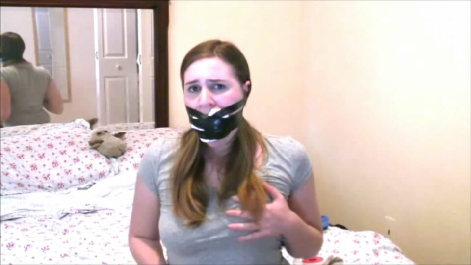 alex-plays-a-damsel-part-1-the-kinky-girlfriend-gallery-06