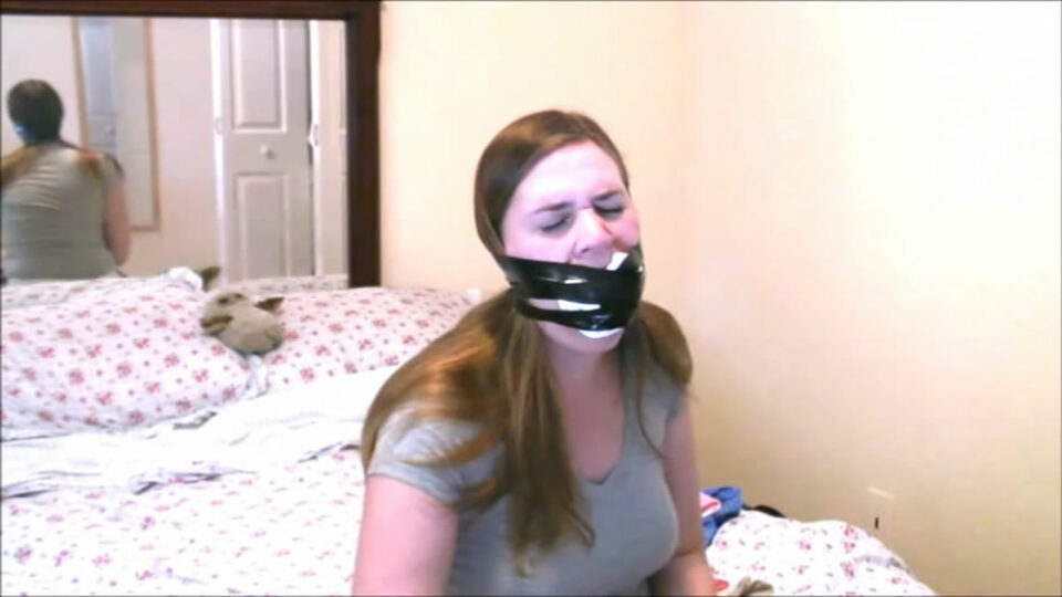 alex-plays-a-damsel-part-1-the-kinky-girlfriend-gallery-08