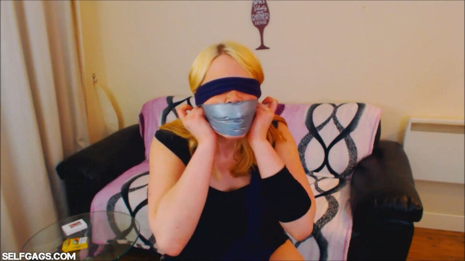 Drunk Party Girl: Blindfolded a… — gallery-4