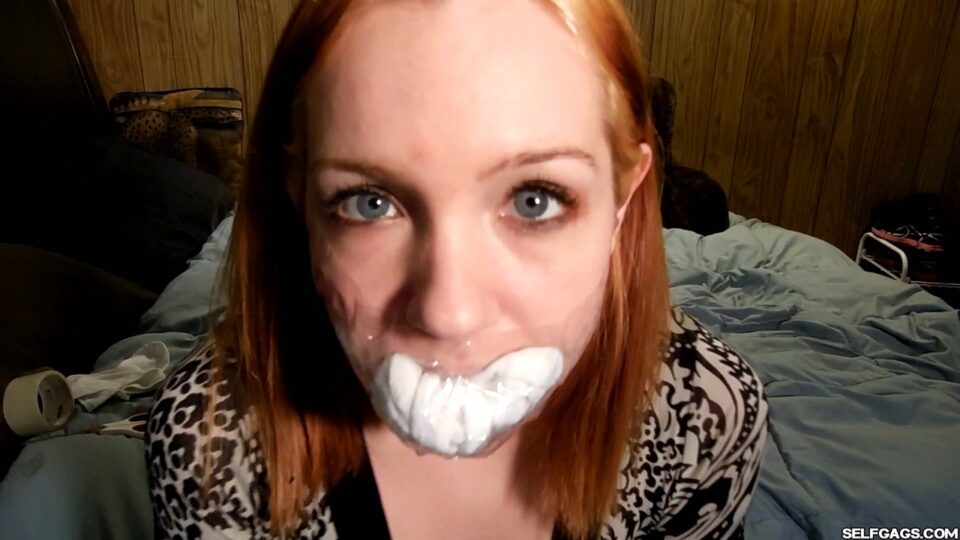 she-came-into-my-room-and-taped-me-up-gallery-01
