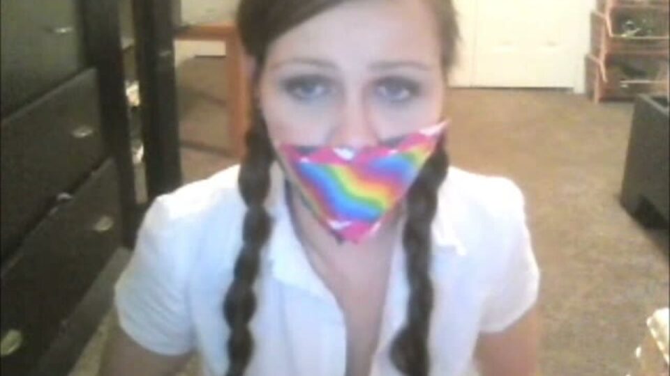 snooping-school-girl-gagged-with-stepsisters-kinky-toys-gallery-06