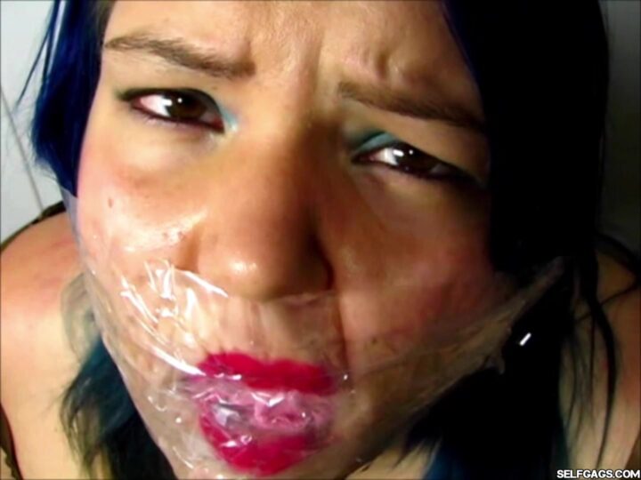 The Extreme Self Gagging Tales Of Crazy 20-Year-Old BBW Layla Moore (volume 1) — gallery-2