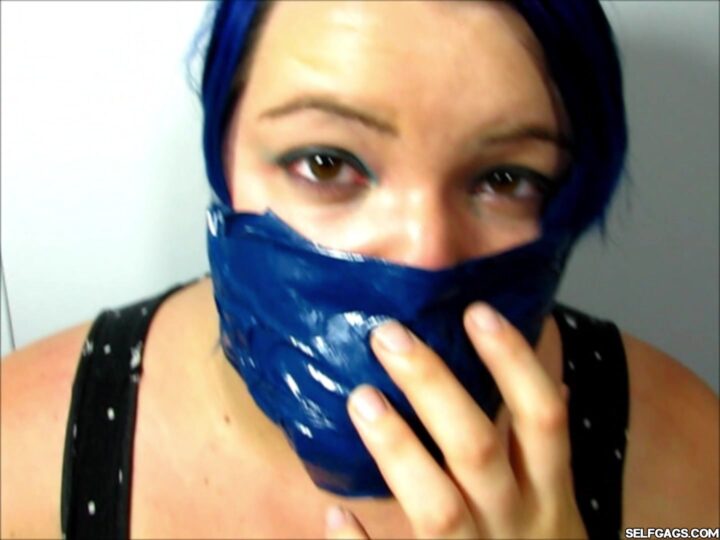 The Extreme Self Gagging Tales Of Crazy 20-Year-Old BBW Layla Moore (volume 1) — gallery-7