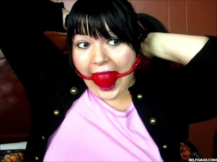 The Extreme Self Gagging Tales Of Crazy 20-Year-Old BBW Layla Moore (volume 2) — gallery-6